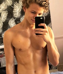 Ragazzi giovani hot 29 5bbf5a0104edb.jpg
