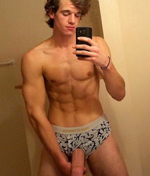 Ragazzi giovani hot 32 5bc065211a82d.jpg