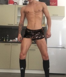 Ragazzi giovani hot 36 5bc1e8fe2768a.jpg