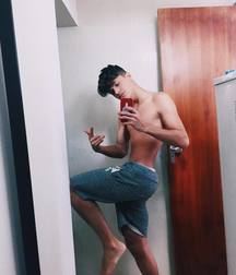 Ragazzi giovani hot 36 5bc1e90e68c41.jpg