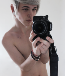 Ragazzi giovani hot 40 5bc23fe03c3ef.png