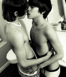 Ragazzi giovani hot 43 5bd72aaa98bbf.jpg