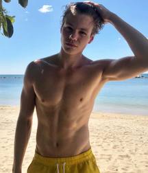 Ragazzi giovani hot 46 5bd7a432bad51.jpg