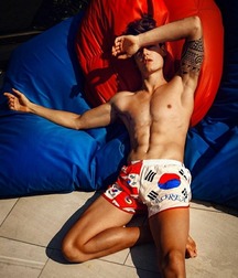 Ragazzi bellissimi e sexy 5 5bdc25622286e.jpg