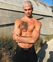 Ragazzi bellissimi e sexy 5 5bdc2567054e0.jpg