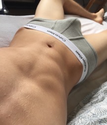 Ragazzi giovani hot 51 5bde06921d82e.jpg