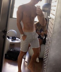 Ragazzi giovani hot 51 5bde0693402df.jpg