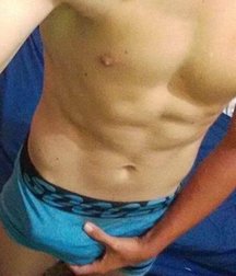 Ragazzi giovani hot 60 5bf7fdee1762b.jpg