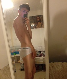 Ragazzi giovani hot 61 5bf7fe3bee810.jpg