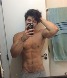Ragazzi giovani hot 70 5c0a6c50f1023.jpg