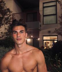 Ragazzi giovani hot 71 5c0a6d0aacd1f.jpg