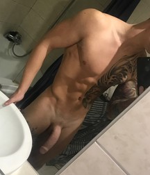 Ragazzi giovani hot 75 5c0bec7f33a51.jpg
