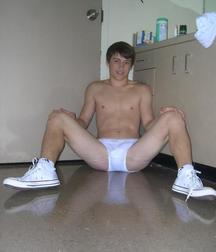 Ragazzi giovani hot 76 5c0e3112aaec6.jpg