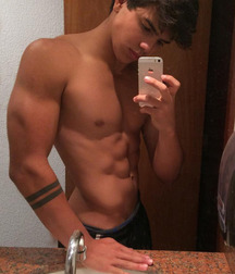 Ragazzi giovani hot 87 5c14d7d7daf13.jpg