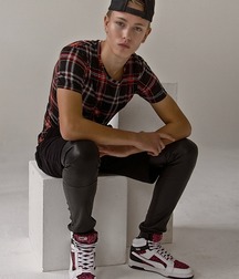 Ragazzi giovani hot 87 5c14d801235b5.jpg