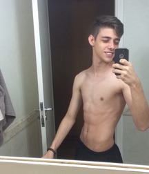 Ragazzi giovani hot 89 5c14ecff683f6.jpg