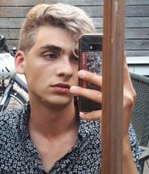 Ragazzi giovani hot 90 5c14edcfad6c1.jpg