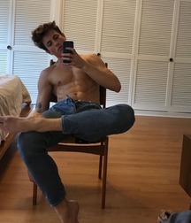 Ragazzi giovani hot 91 5c14ee3d27841.jpg