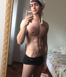 Ragazzi giovani hot 91 5c14ee513676c.jpg