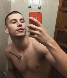 Ragazzi giovani hot 92 5c14fa2707d0c.jpg