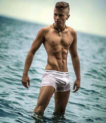 Ragazzi giovani hot 92 5c14fa343c1e5.jpg