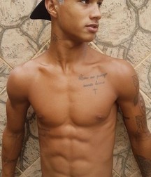 Ragazzi giovani hot 93 5c1a3feeea1ff.jpg