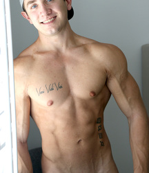 Ragazzi giovani hot 94 5c1a405578b8f.jpg