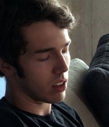 Ragazzi giovani hot 100 5c25f430597f8.jpg