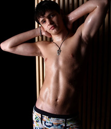 Ragazzi giovani hot 150 5c8269a26a983.jpg