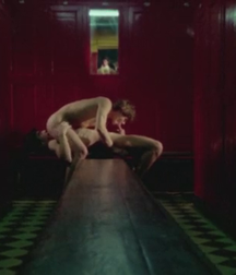 Excenas de la Pelicula  Ecuación a un desconocido 60b00be37268c.png