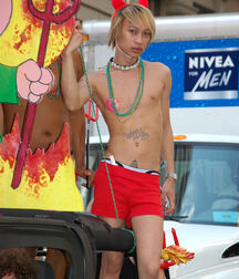 pride boys gay tube public  5f2693298d227.jpg