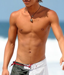 swimming boys public gay tube 5fb18f5b1ae31.jpg