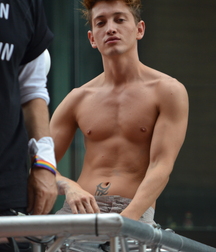pride boys gay tube sexy twinks 5fb4ea156e9a2.jpg