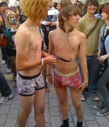pride boys gay tube sexy twinks 5fb4ead50ff9c.jpg