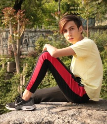 Iranian boys 5b55faeb200b6.jpg