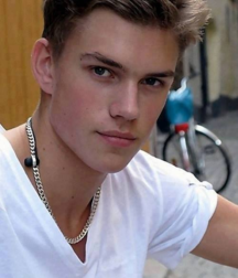 Blondinets 5b96e68664a1c.png