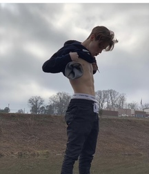 E-boy: Payton Moormeier 5c7d72688b167.jpeg
