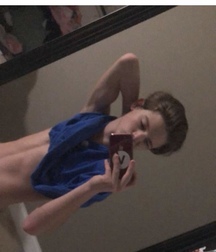 E-boy: Payton Moormeier 5c7d7293c8393.jpeg