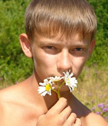 Alex im Garten 5b940b9f90f55.jpg