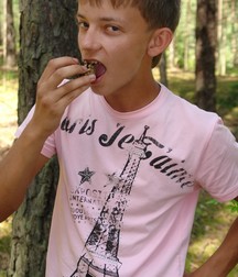 Alex im Wald 5b94135362b32.jpg