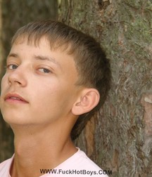 Alex im Wald 5b941361637f8.jpg