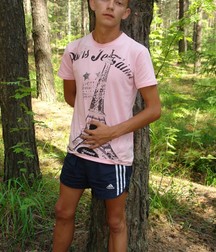 Alex im Wald 5b941367b7be8.jpg