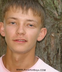 Alex im Wald 5b94136a1f5c9.jpg