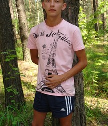 Alex im Wald 5b94136d5ab49.jpg