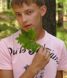 Alex im Wald 5b94137ae3d46.jpg