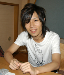 Asia Guy 5bb7f52702790.jpg