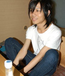 Asia Guy 5bb7f52b2d846.jpg