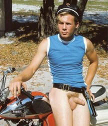 Rennen um die Welt Biker 5c686e2f2f136.jpg