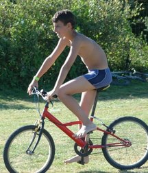 Rennen um die Welt Biker 5c686e675033a.jpg