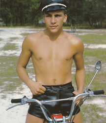 Rennen um die Welt Biker 5c686eba637a6.jpg